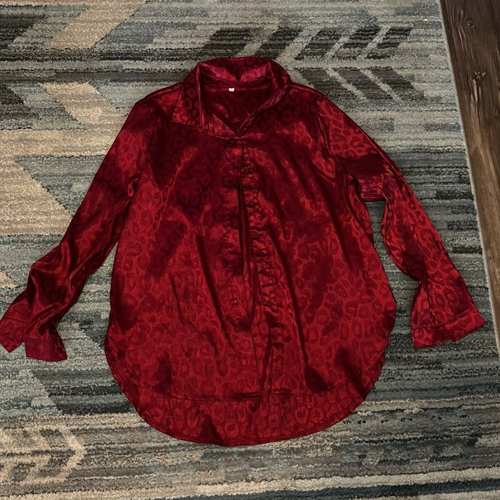 Red Leoprd blouse. Large